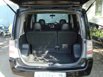 2002 Toyota bB Pictures