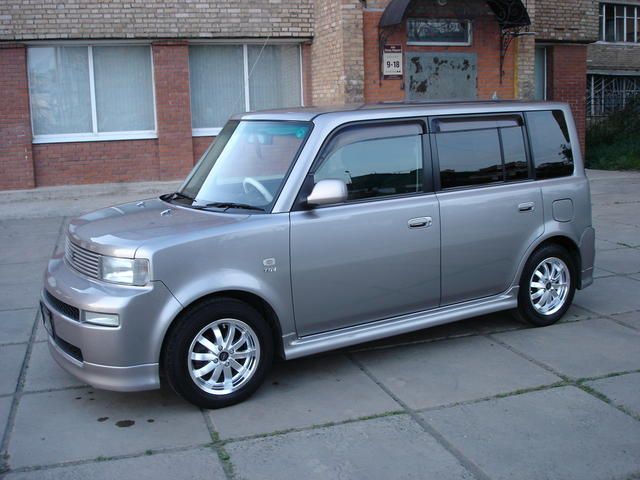 2003 Toyota bB