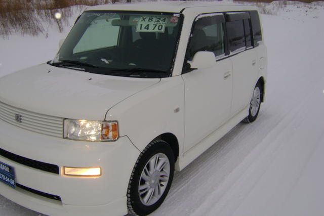 2003 Toyota bB