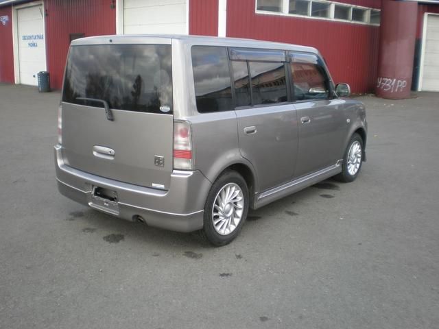 2003 Toyota bB