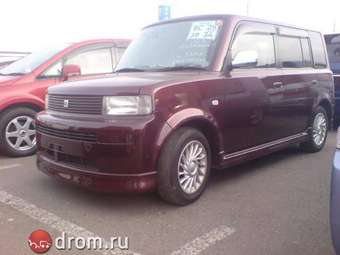 2003 Toyota bB Pictures