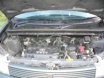 2003 Toyota bB Photos