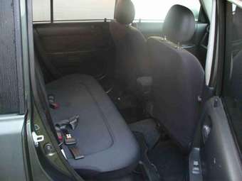 2003 Toyota bB Pictures