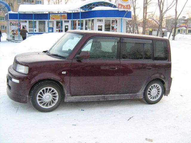 2003 Toyota bB