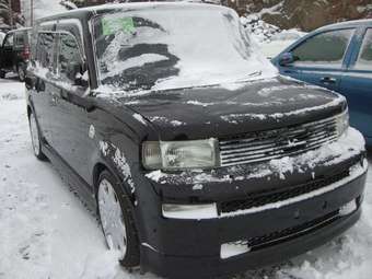 2003 Toyota bB Pictures