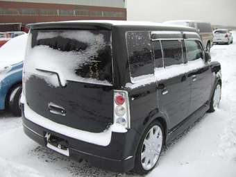 2003 Toyota bB Photos