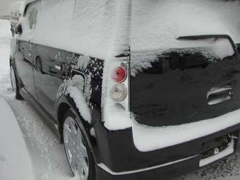 2003 Toyota bB Photos