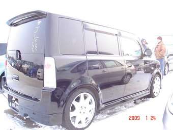 2003 Toyota bB Photos