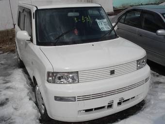 2003 Toyota bB Pictures