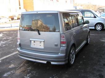 2003 Toyota bB Images