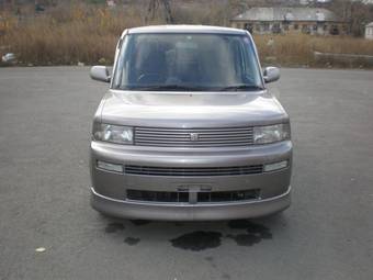 2003 Toyota bB Photos