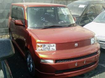 2003 Toyota bB Pictures