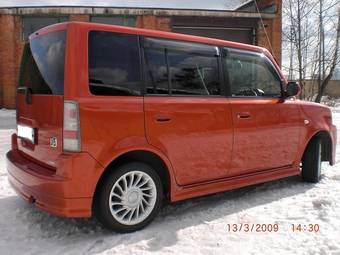 2003 Toyota bB Photos