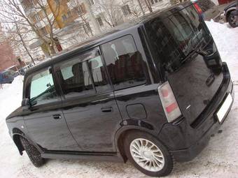 2003 Toyota bB Pictures