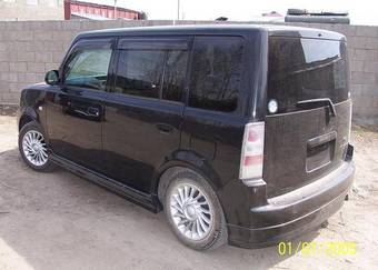 2003 Toyota bB Photos
