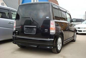 2003 Toyota bB Pictures