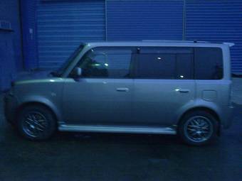 2003 Toyota bB Photos