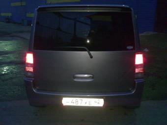2003 Toyota bB Photos