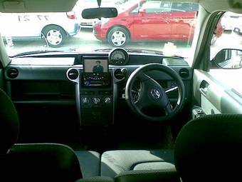 2003 Toyota bB Photos