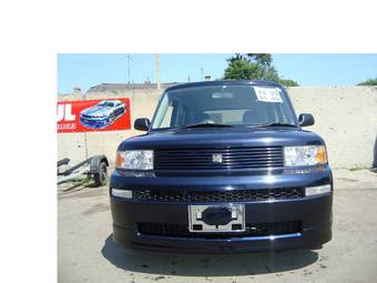 2003 Toyota bB Photos