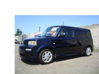2003 Toyota bB Pictures