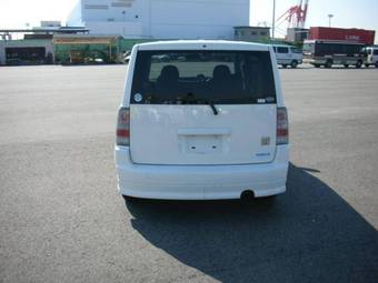 2003 Toyota bB Pics