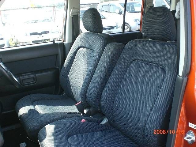 2004 Toyota bB
