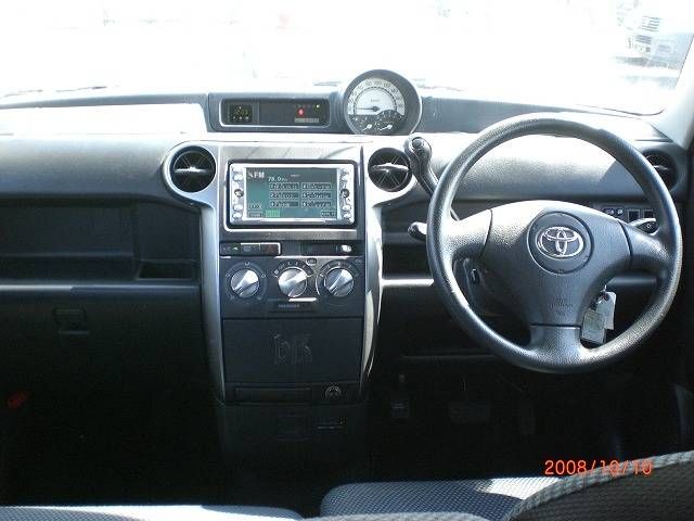 2004 Toyota bB