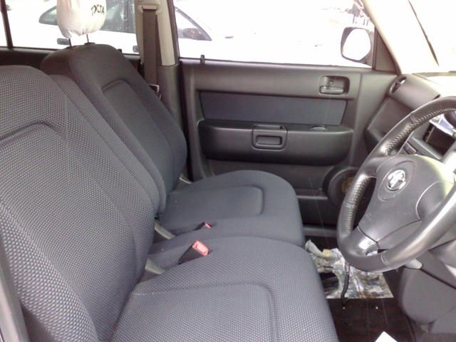 2004 Toyota bB
