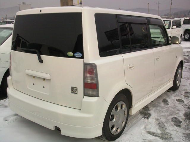 2004 Toyota bB