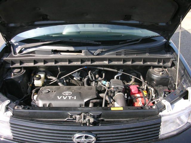 2004 Toyota bB