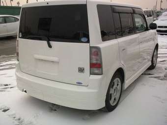 2004 Toyota bB Pics