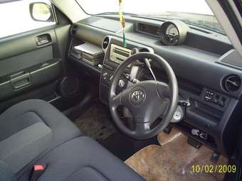 2004 Toyota bB Pictures