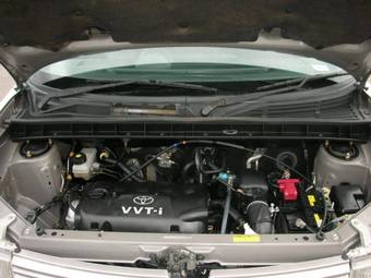 2004 Toyota bB Pictures