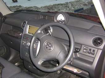 2005 Toyota bB