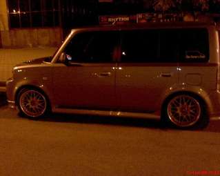 2005 Toyota bB Pics
