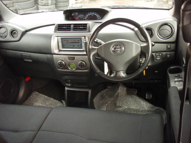 2006 Toyota bB