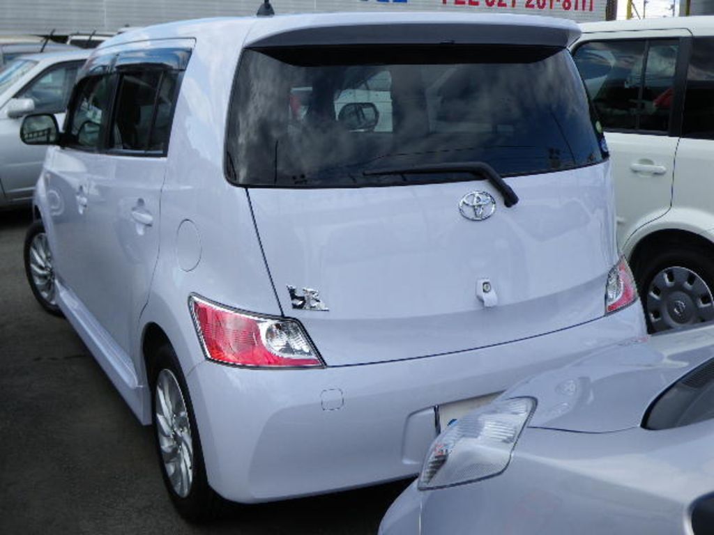 2006 Toyota bB
