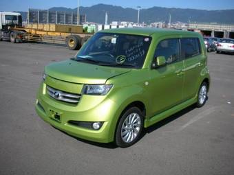 2006 Toyota bB Pictures