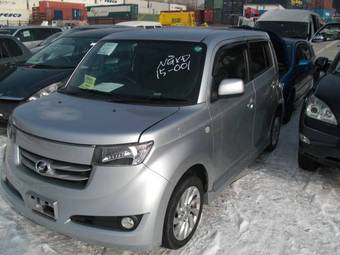 2006 Toyota bB Images