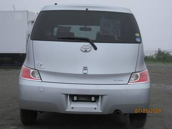 2006 Toyota bB Photos
