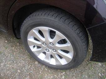 2006 Toyota bB Images