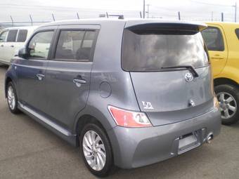 2006 Toyota bB Photos