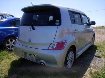 2006 Toyota bB Photos