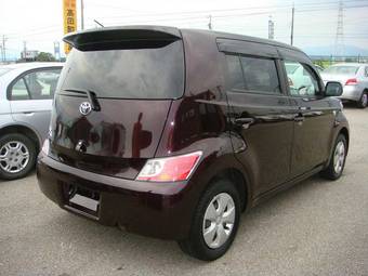 2006 Toyota bB Photos