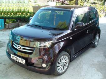 2006 Toyota bB Photos