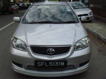 2004 Toyota Belta Pictures