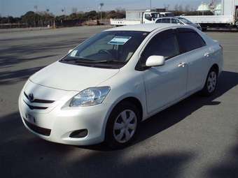 2005 Toyota Belta Pics