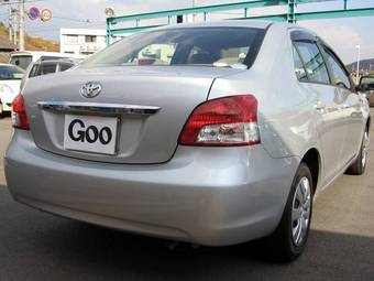 2005 Toyota Belta Pictures