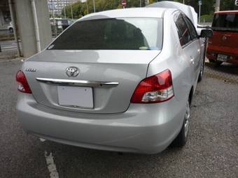2005 Toyota Belta Pics